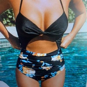 Floral halter cupshe bathing suit, new